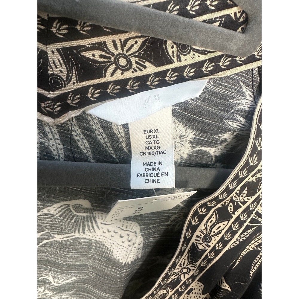 NWT H&M Long Sleeved Wrap Dress Tie Waist Black Cream Floral Print Midi Maxi XL - Picture 10 of 12